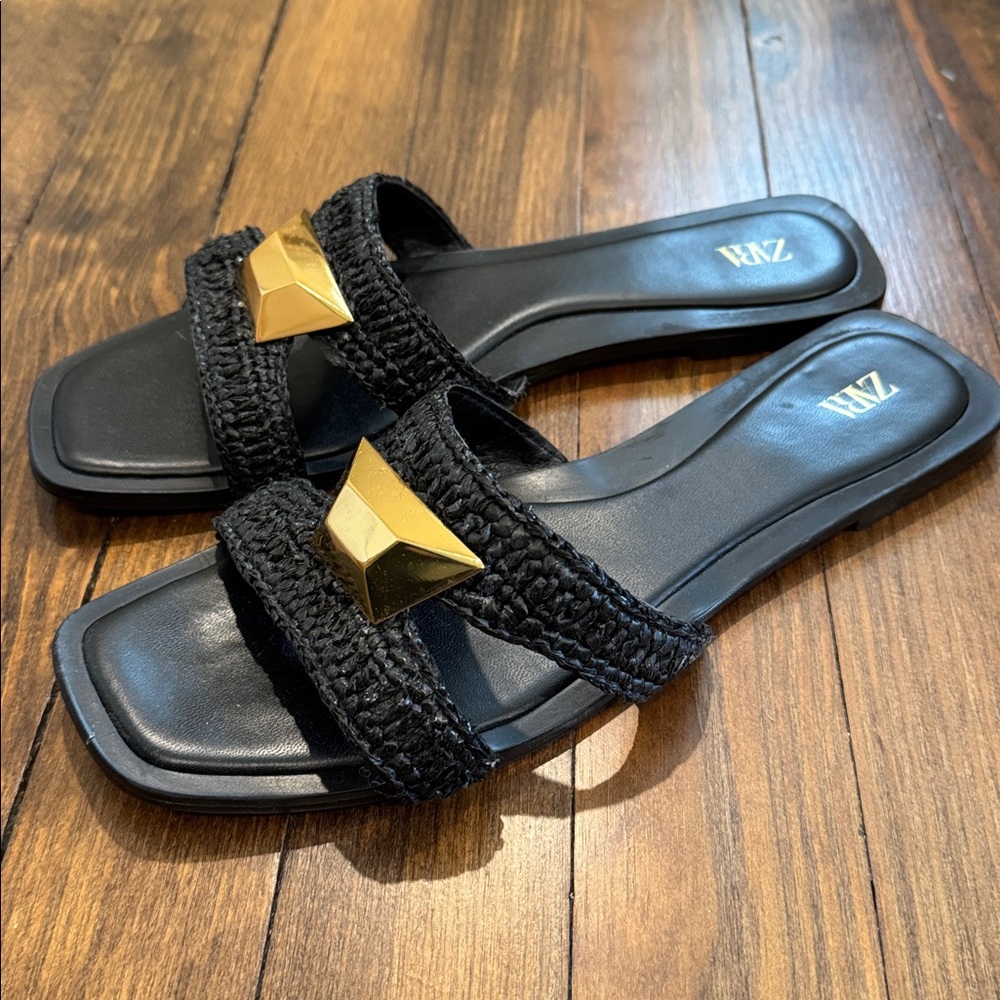 ZARA METAL EMBELLISHED FLAT SANDALS Size 39